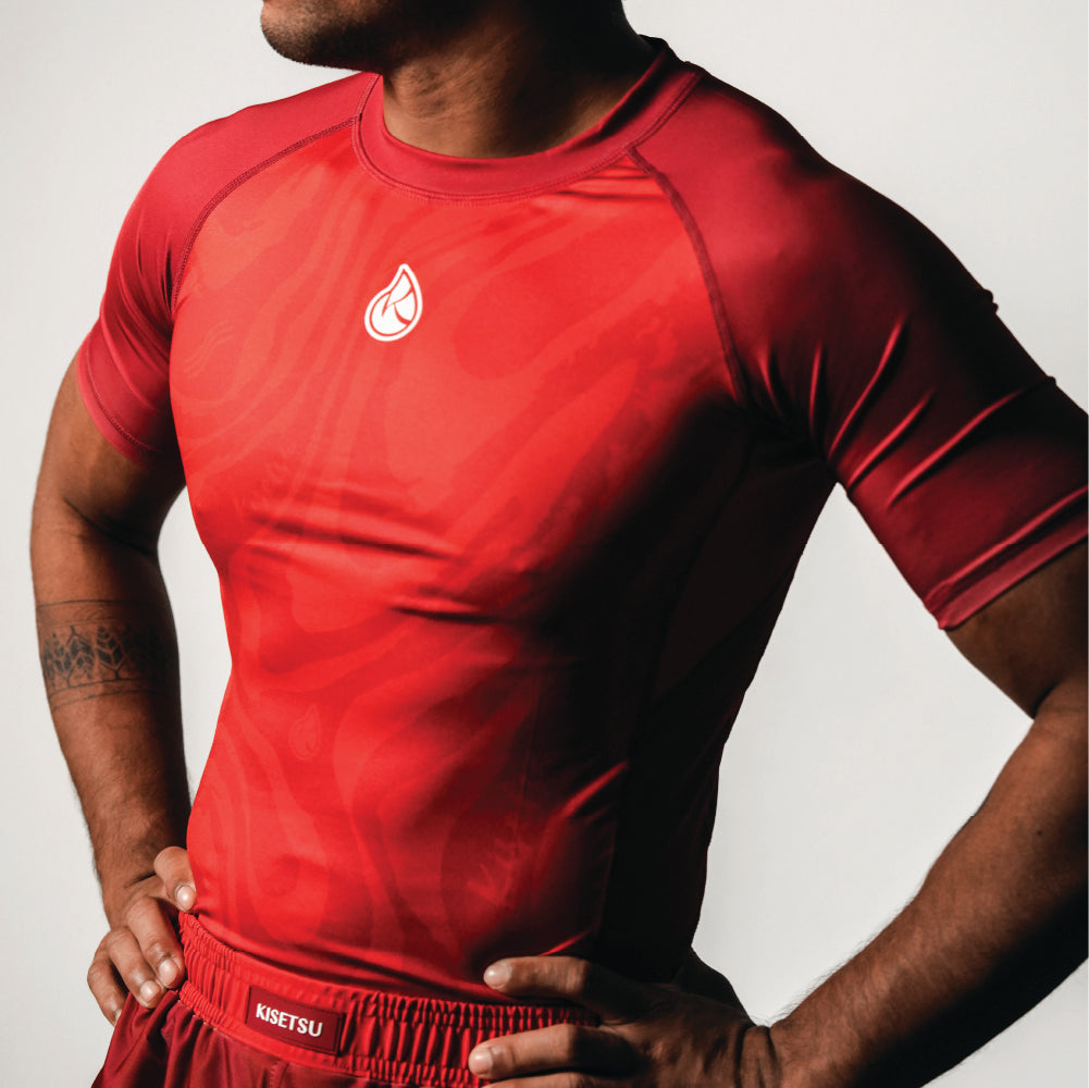 26/27 RASHGUARD • CRIMSON NOIR