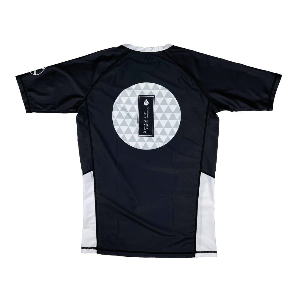 V2 RASH GUARD • WHITE