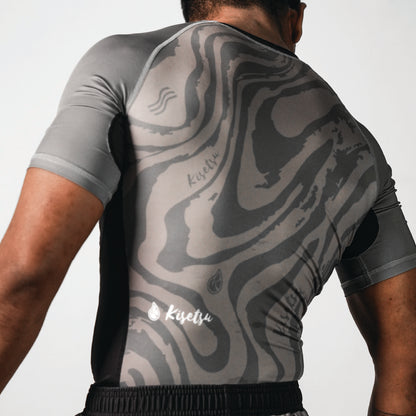26/27 RASHGUARD • GUNMETAL GREY