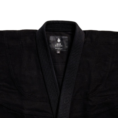 IRIYŌ 2.0 入用 • Essentials Kimono (Black)