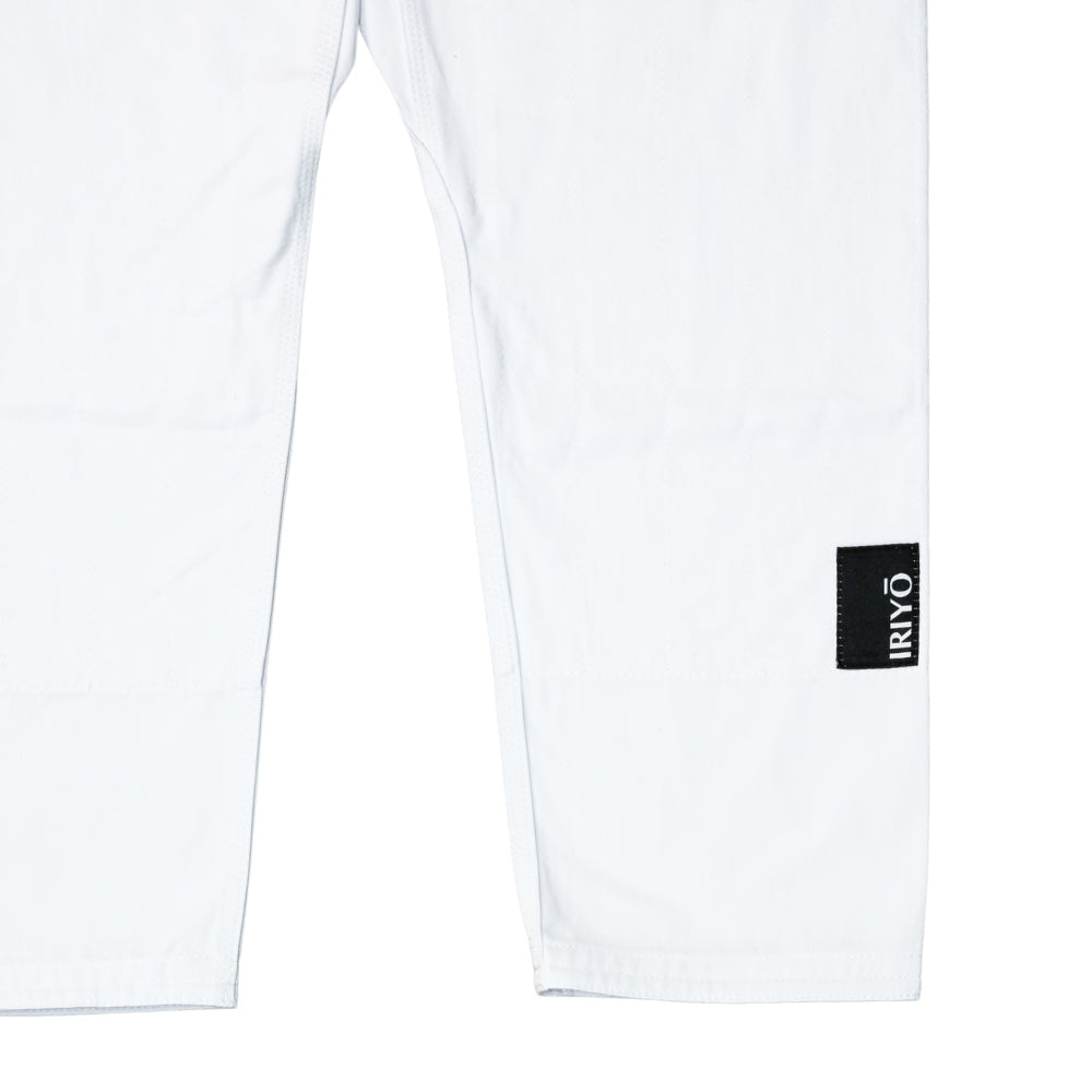 IRIYŌ 2.0 入用 • Essentials Kimono (White)